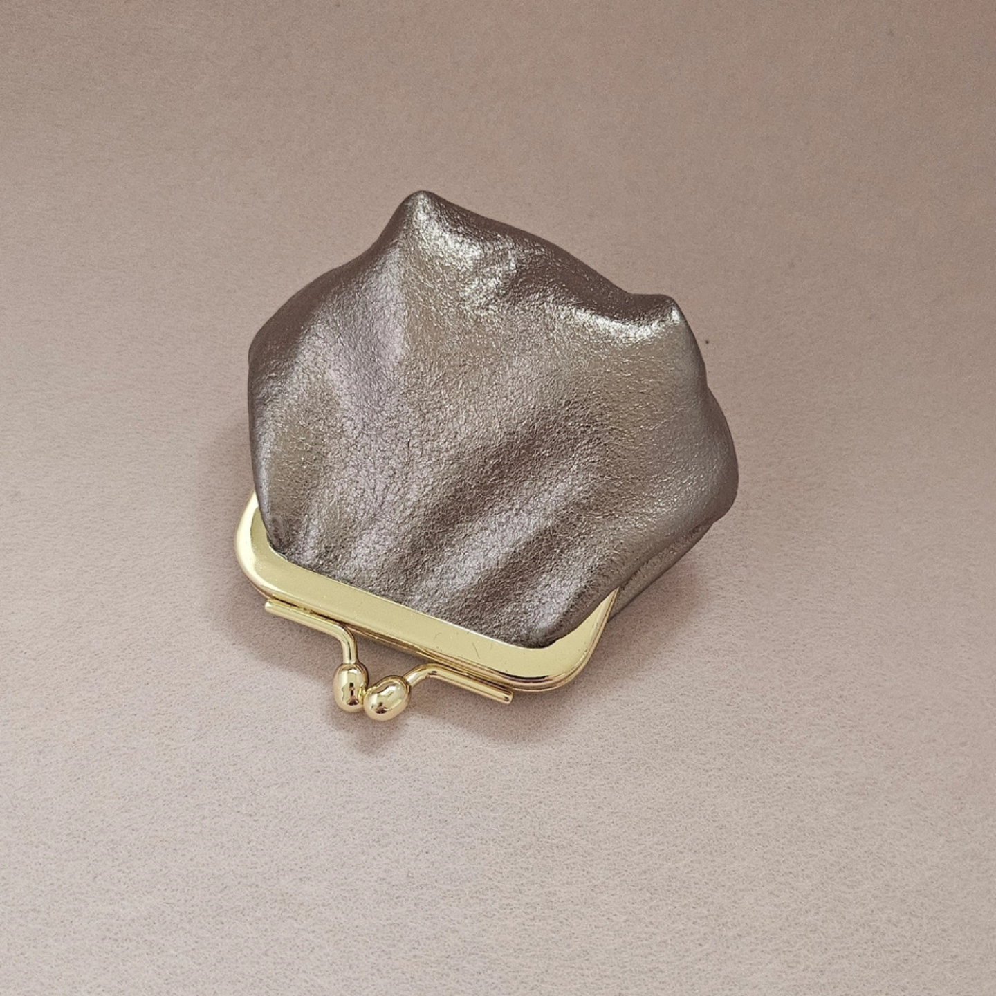 Retro-Leder-Minitasche: Gazon