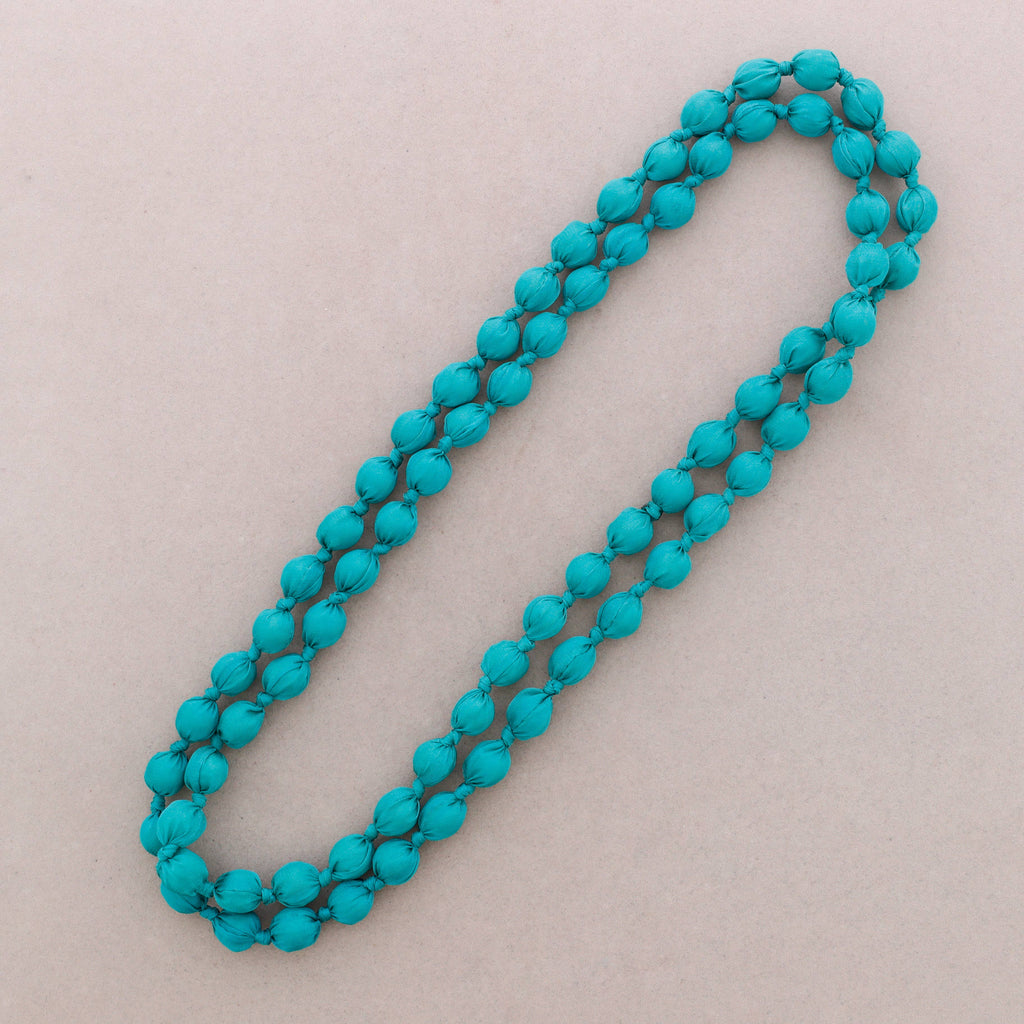 Lange Halskette mit stoffbezogenen Kugeln 160cm (B): Fuchsie