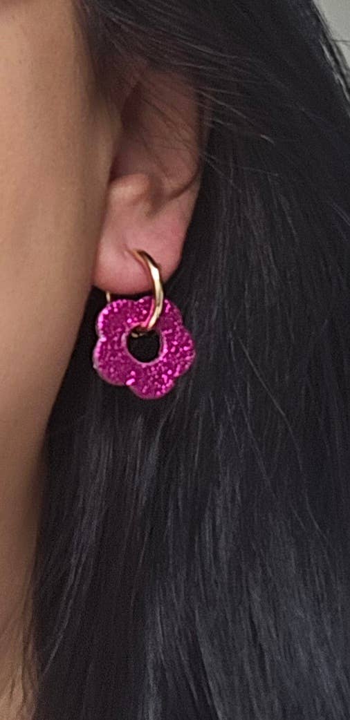 Upcycling-Lederblüten-Creolen: Fuxia